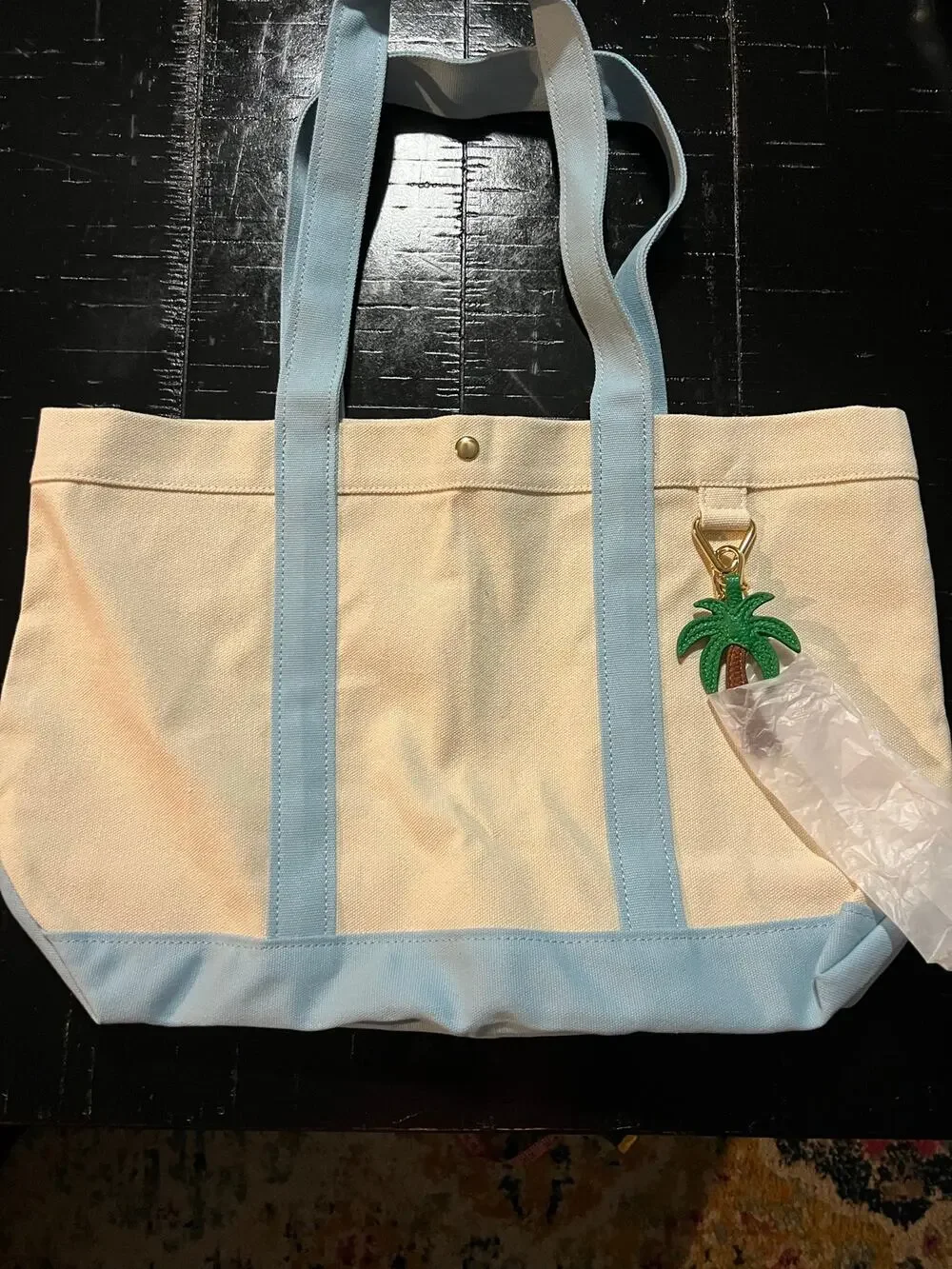 New NIB BaubleBar Coastal Essential Canvas Tote Bag Detachable Palm Tree Charm